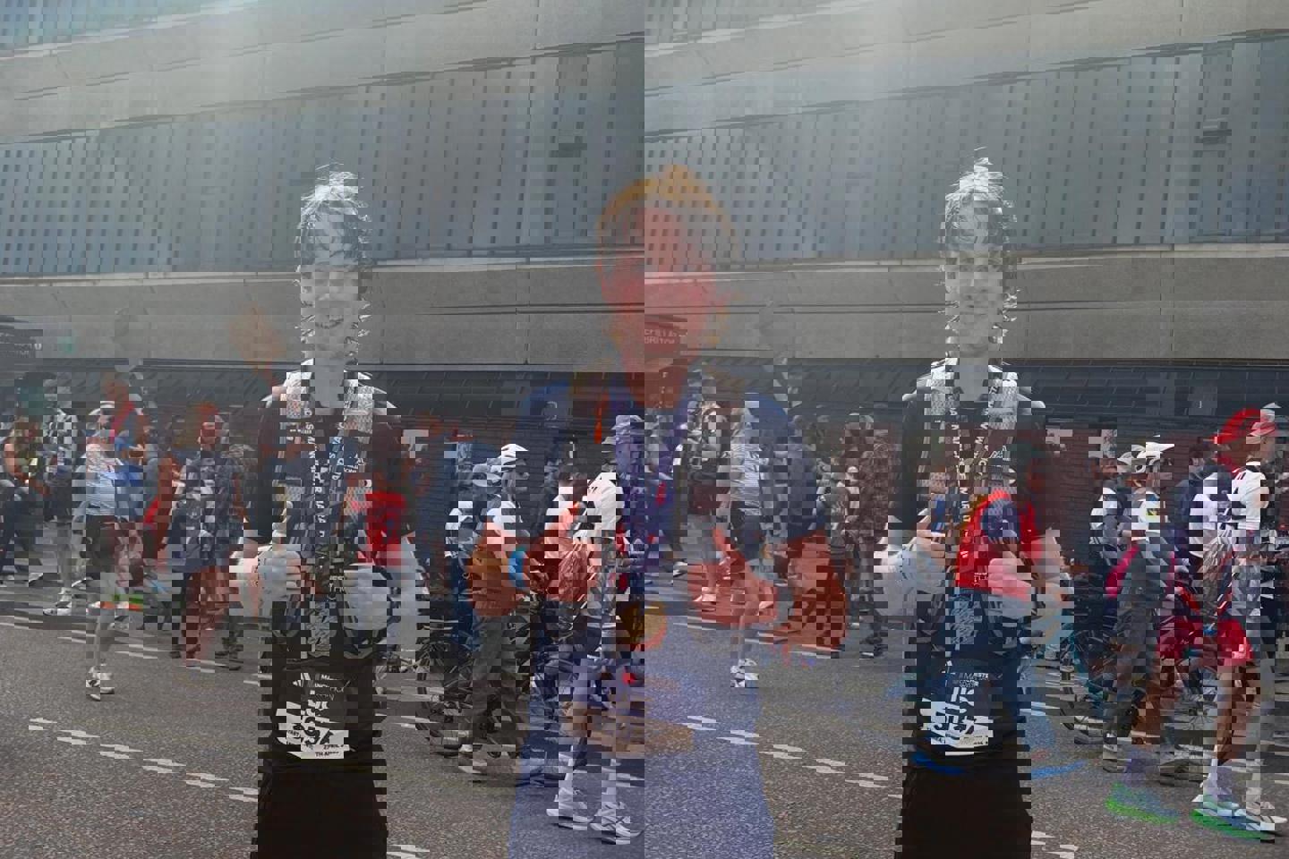 Original 0E049542 46CE 4E7E 817E EA8AD3306F7F